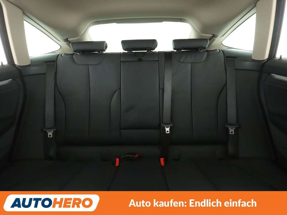 BMW 330 - Imagem 15