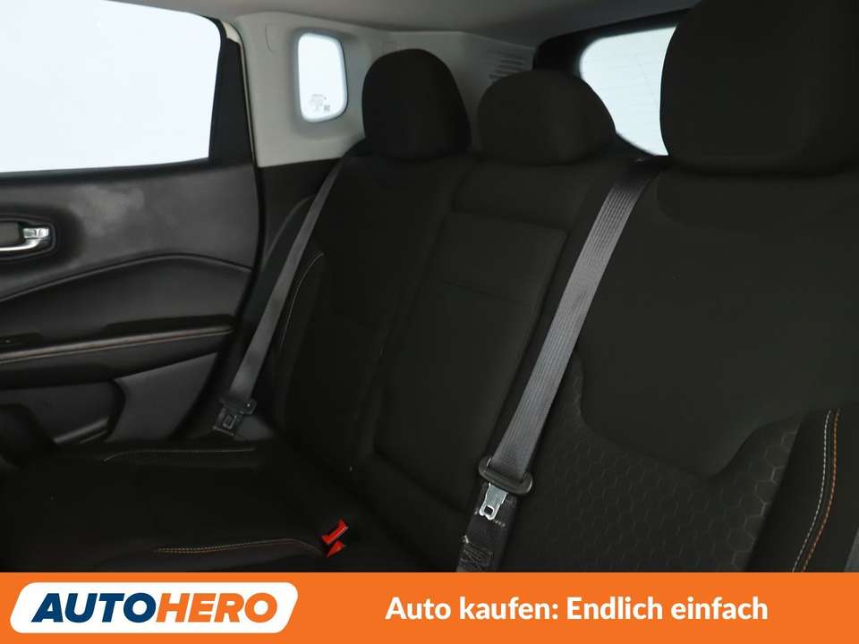 Jeep Compass - Imagem 12