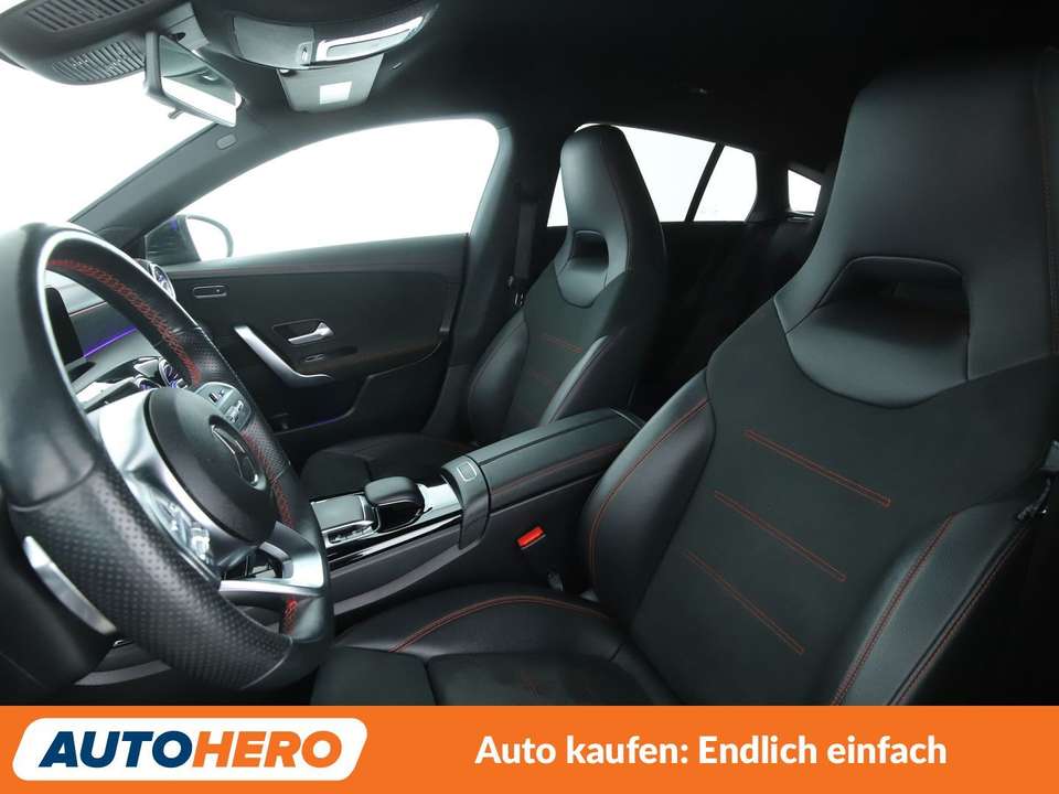 Mercedes-Benz CLA 180 - Imagem 10