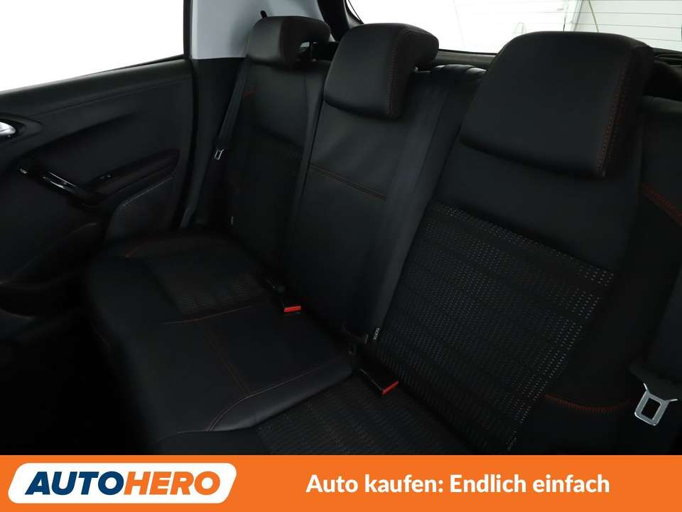 Peugeot 208 - Imagem 14
