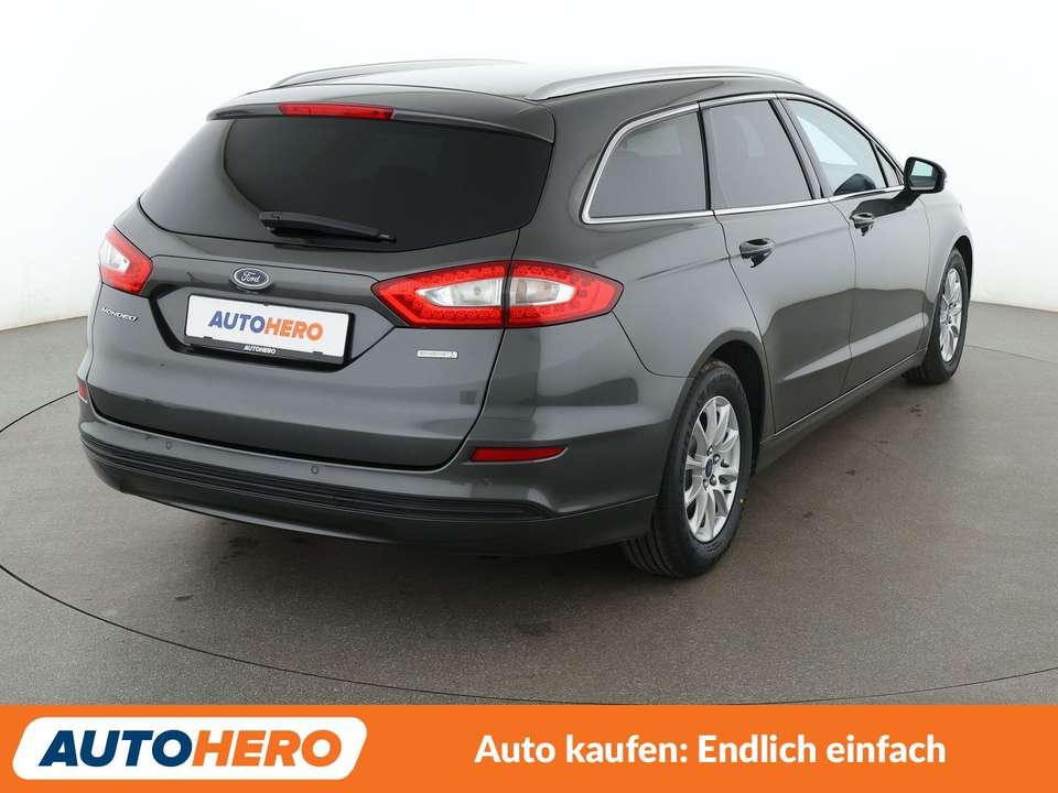 Ford Mondeo - Imagem 6