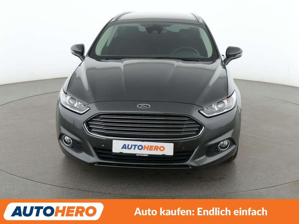 Ford Mondeo - Imagem 9
