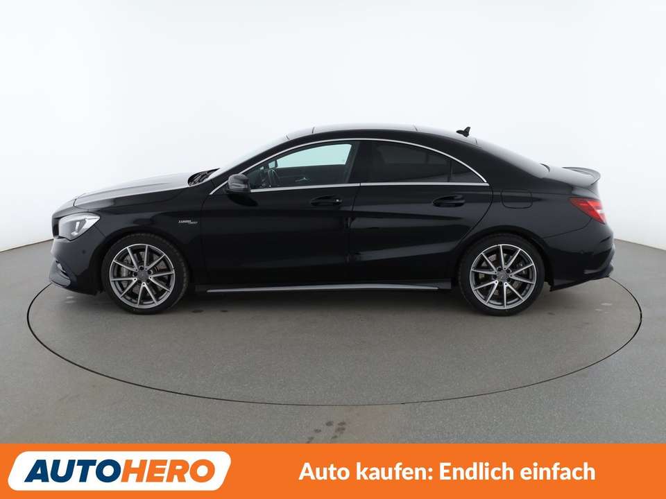 Mercedes-Benz CLA 45 AMG - Imagem 3