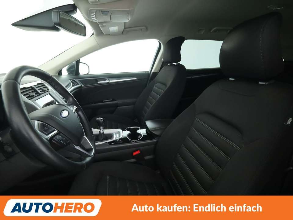 Ford Mondeo - Imagem 10