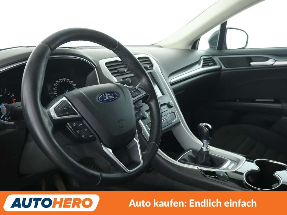 Ford Mondeo - Imagem 11