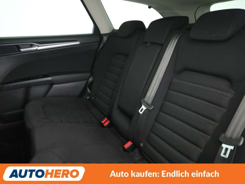 Ford Mondeo - Imagem 14