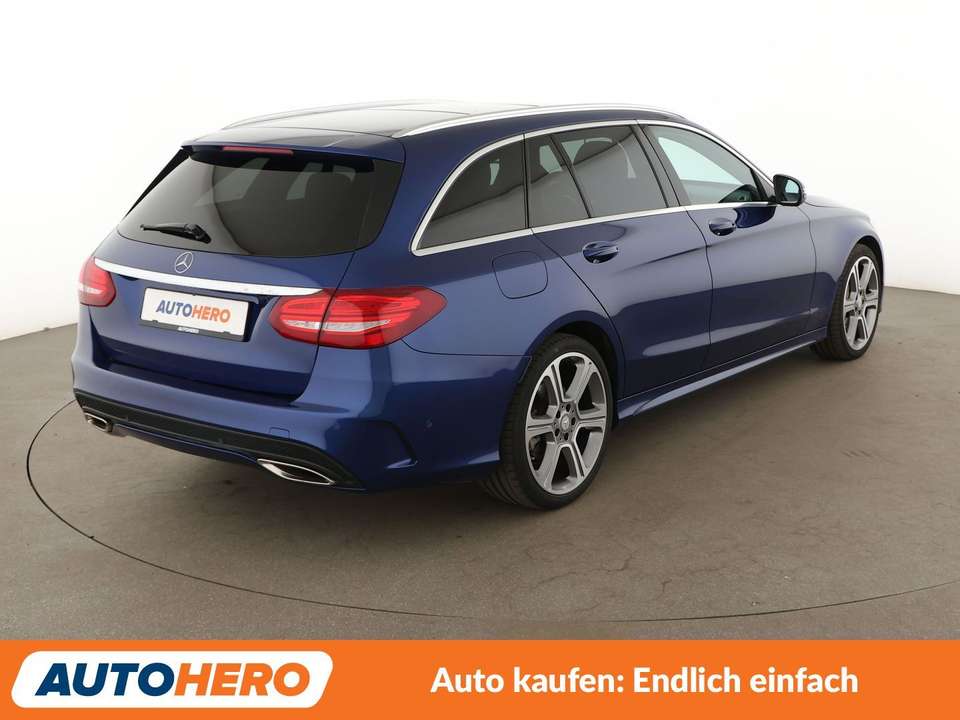 Mercedes-Benz C 400 - Imagem 6