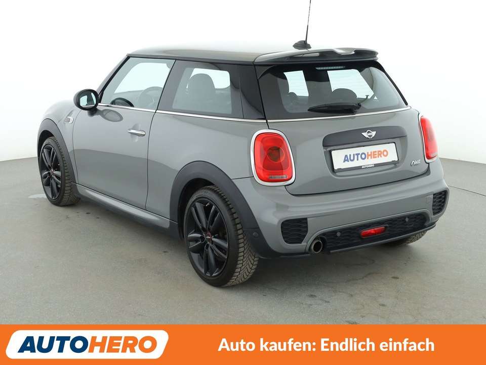 MINI One - Imagem 4