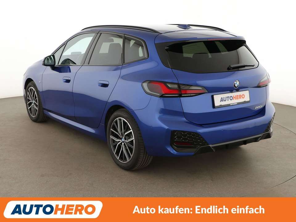 BMW 220 - Imagem 4