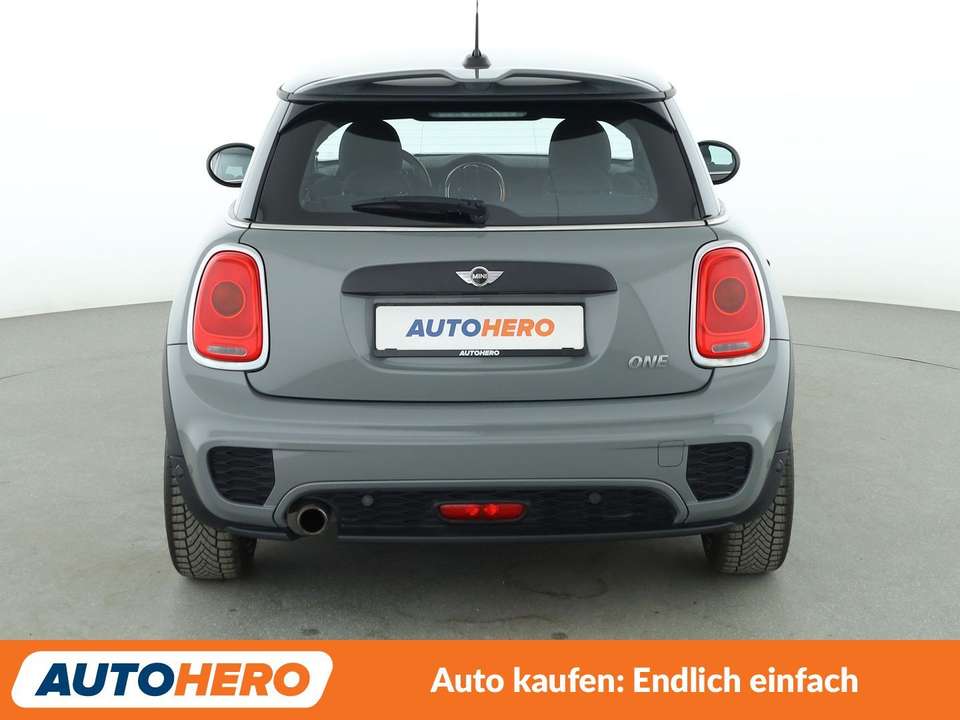 MINI One - Imagem 5