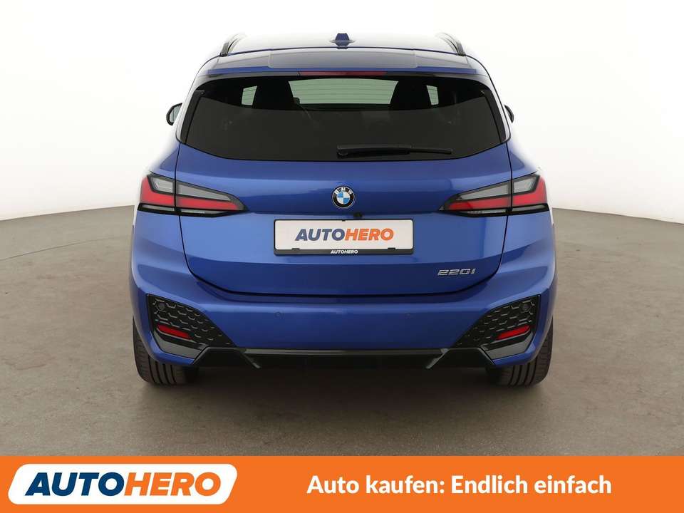 BMW 220 - Imagem 5