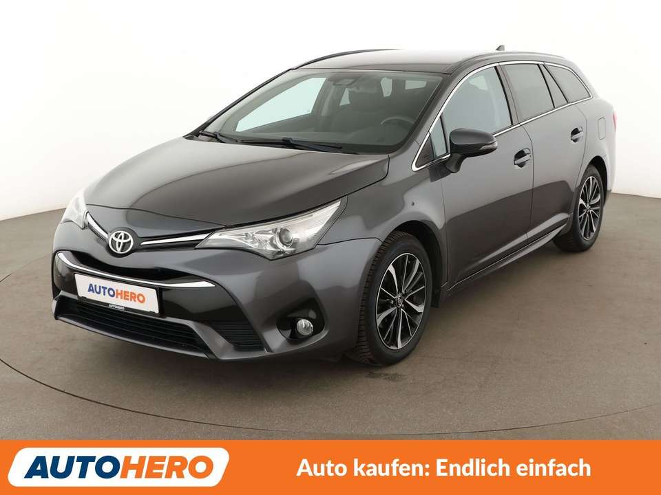Toyota Avensis - Imagem 1