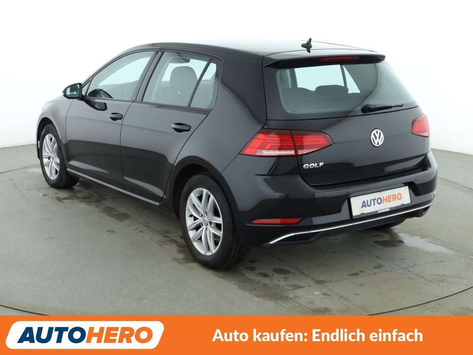Volkswagen Golf - Imagem 4