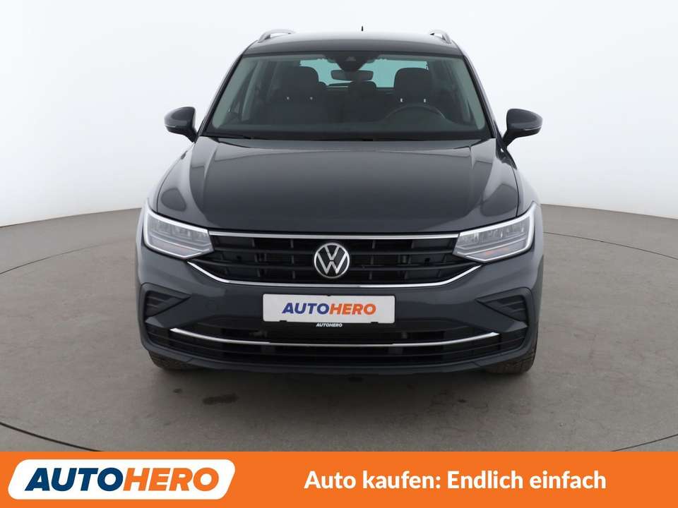 Volkswagen Tiguan - Imagem 9