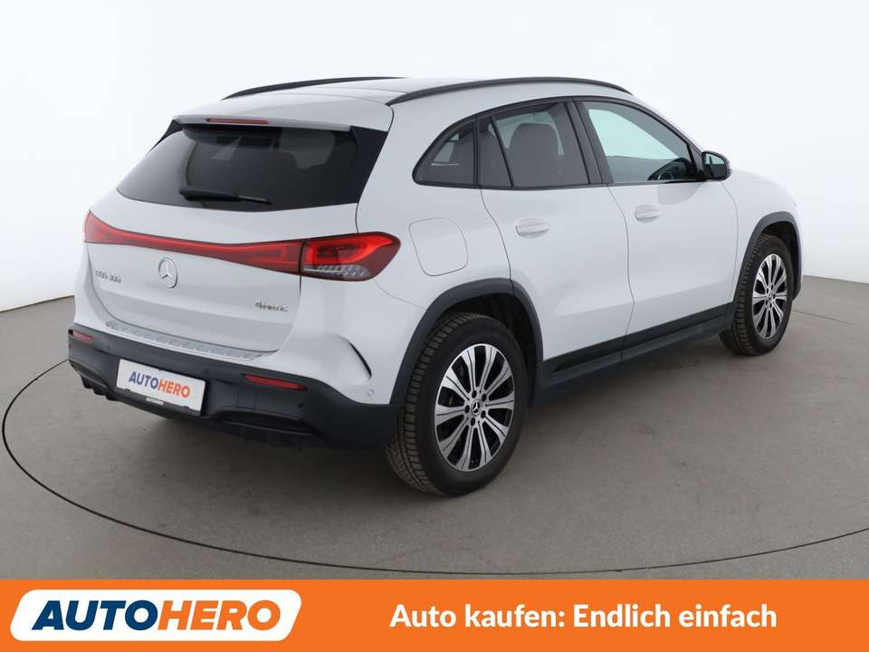 Mercedes-Benz EQA - Imagem 6