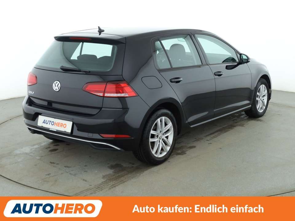 Volkswagen Golf - Imagem 6