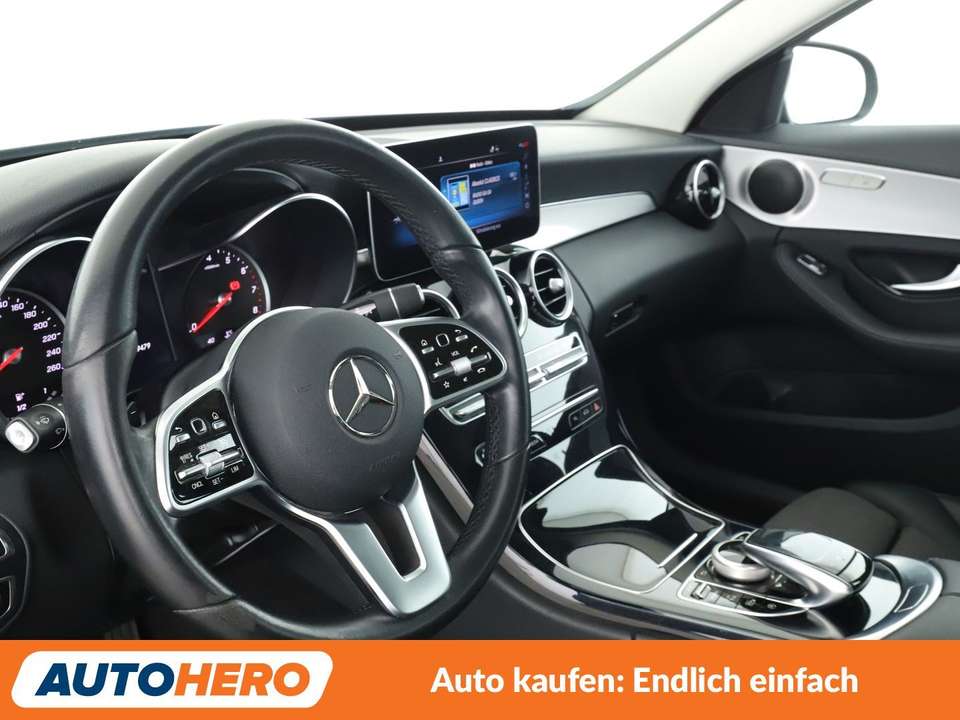 Mercedes-Benz C 180 - Imagem 11