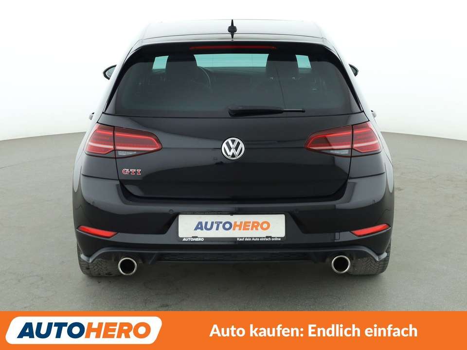 Volkswagen Golf GTI - Imagem 5