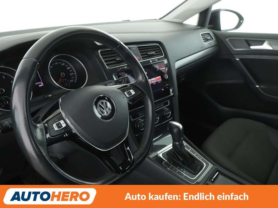 Volkswagen Golf - Imagem 11