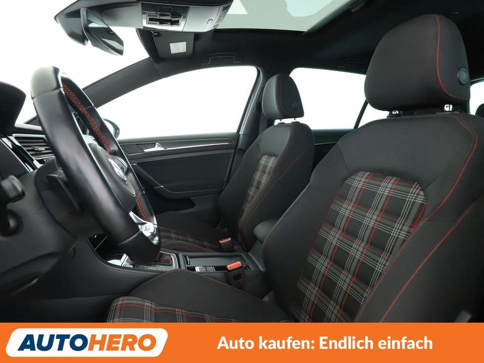 Volkswagen Golf GTI - Imagem 10
