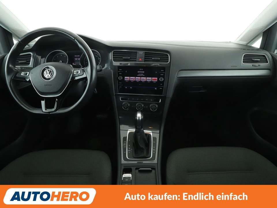 Volkswagen Golf - Imagem 12