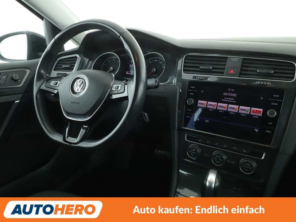 Volkswagen Golf - Imagem 13