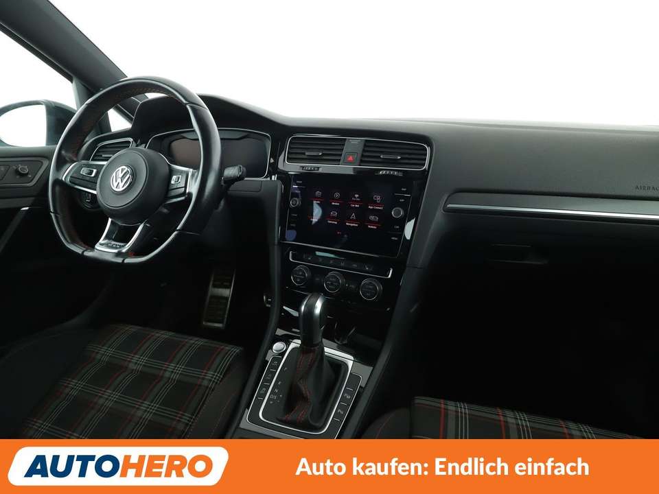 Volkswagen Golf GTI - Imagem 13