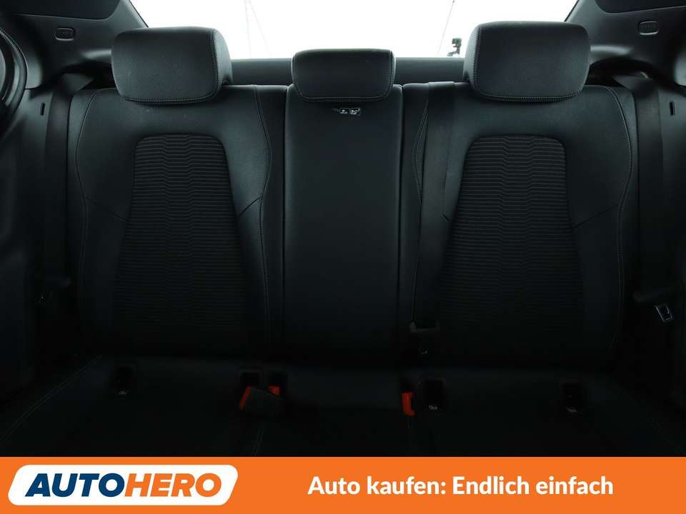Mercedes-Benz A 200 - Imagem 15