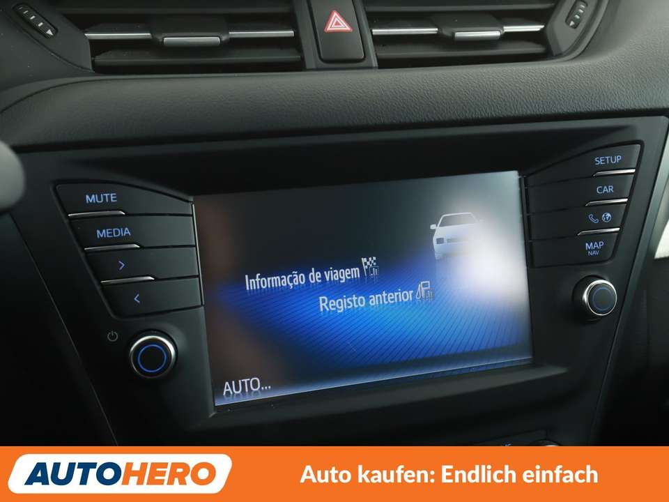 Toyota Avensis - Imagem 12