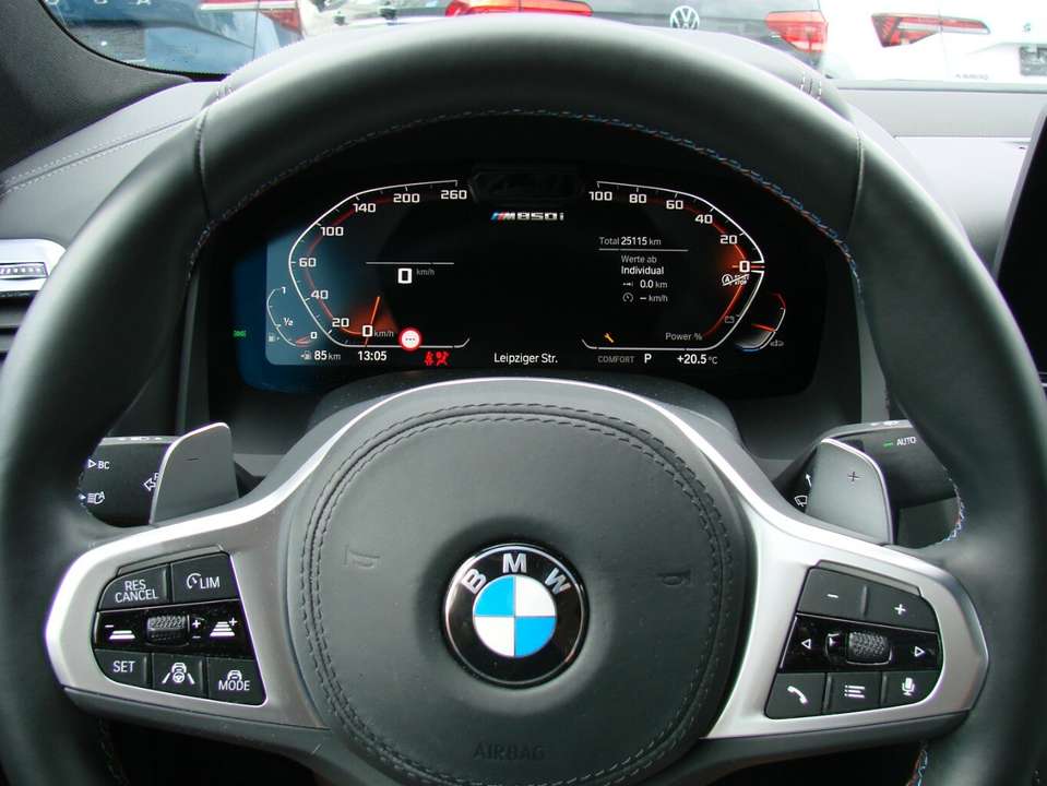 BMW M850 - Imagem 10