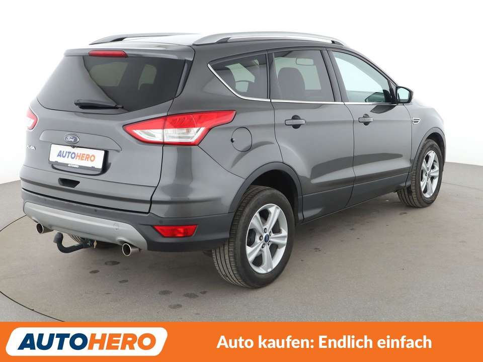 Ford Kuga - Imagem 6