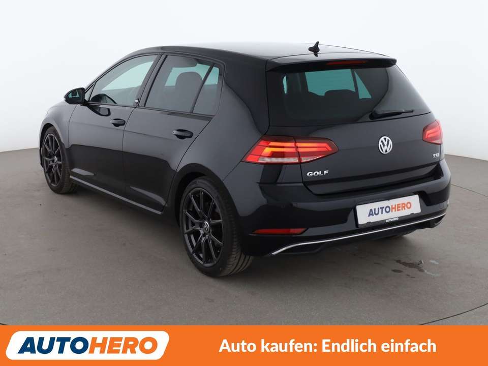 Volkswagen Golf - Imagem 4