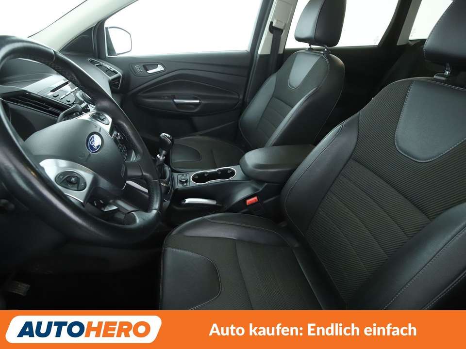 Ford Kuga - Imagem 10