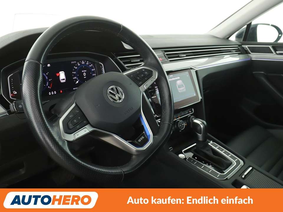 Volkswagen Passat - Imagem 11