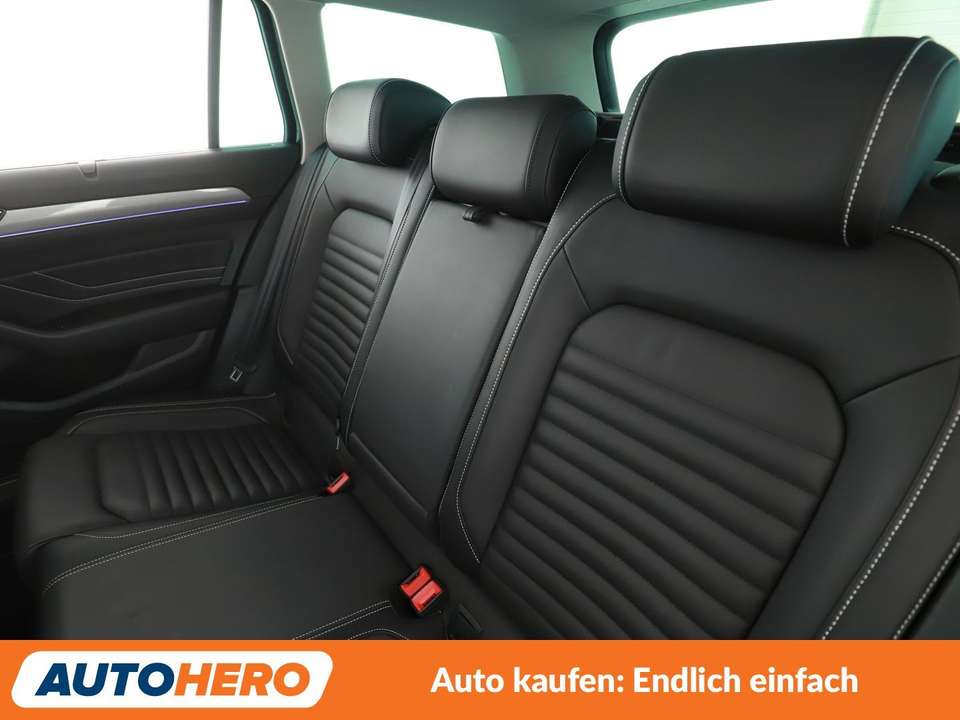 Volkswagen Passat - Imagem 14