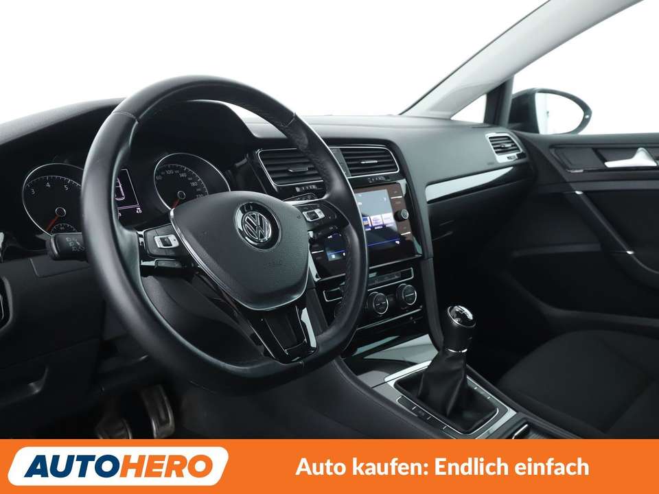 Volkswagen Golf - Imagem 11