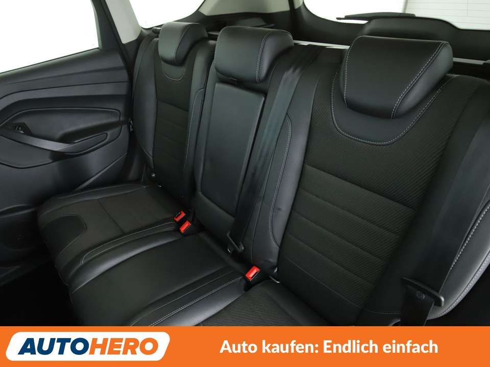 Ford Kuga - Imagem 14