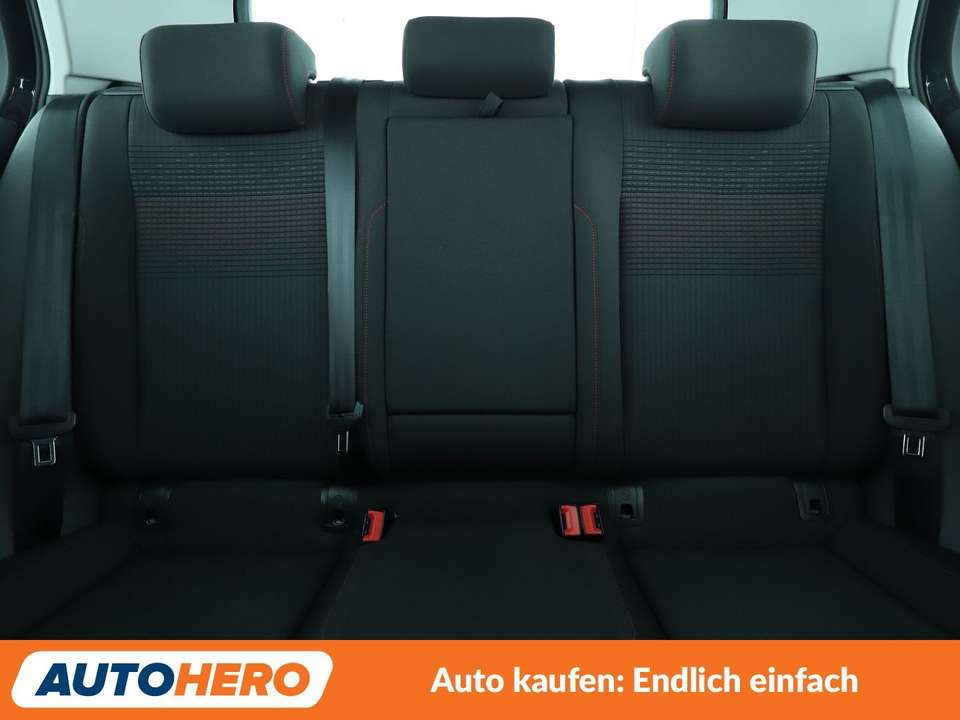 Volkswagen Golf - Imagem 15