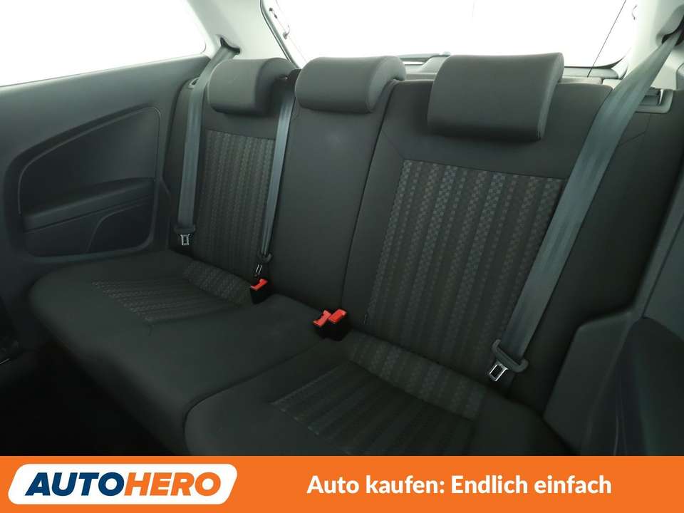 Volkswagen Polo - Imagem 14