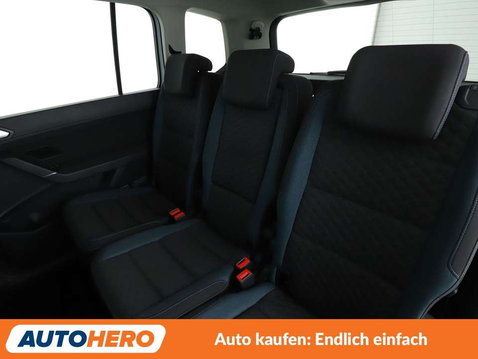 Volkswagen Touran - Imagem 14