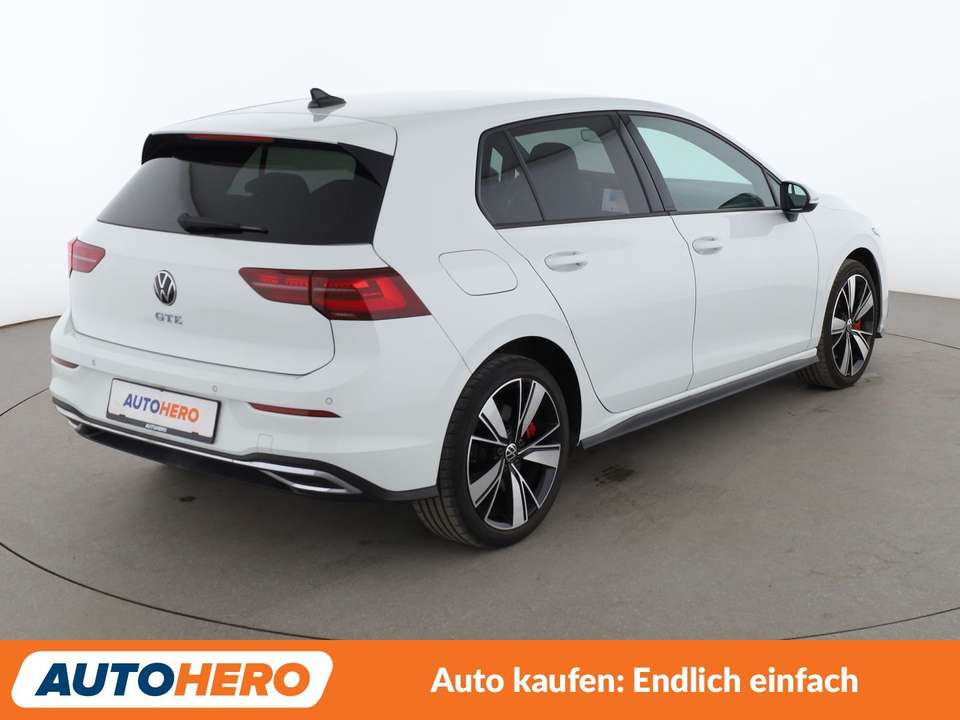 Volkswagen Golf GTE - Imagem 6