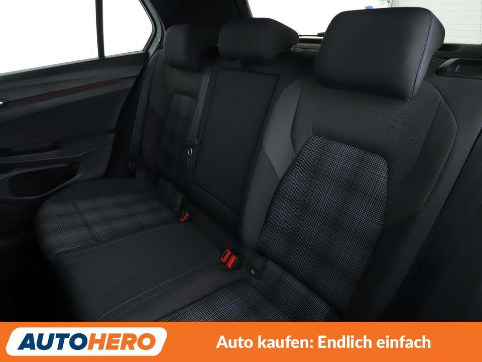 Volkswagen Golf GTE - Imagem 14