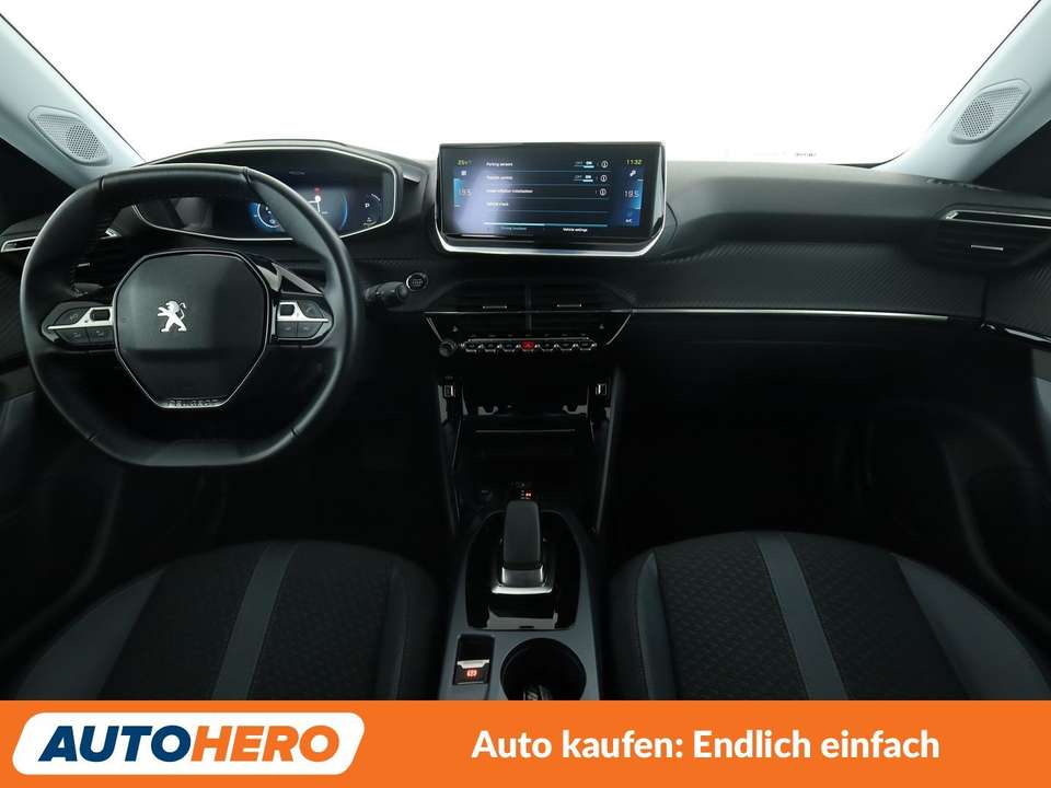 Peugeot e-2008 - Imagem 12