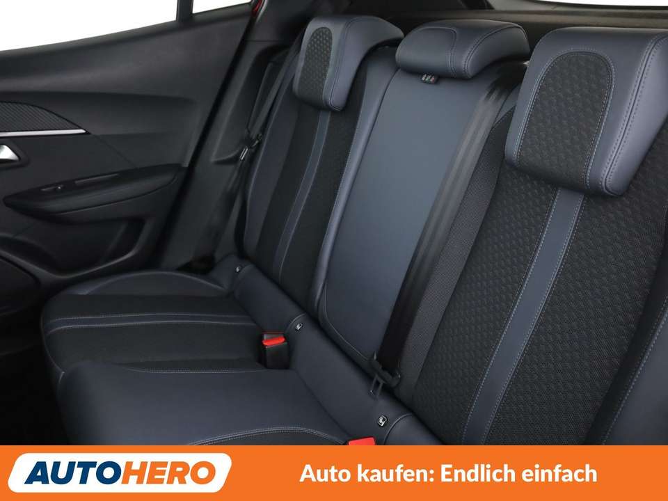 Peugeot e-2008 - Imagem 14