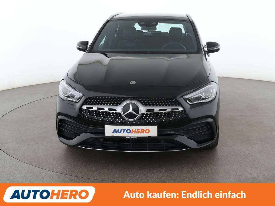 Mercedes-Benz GLA 200 - Imagem 9