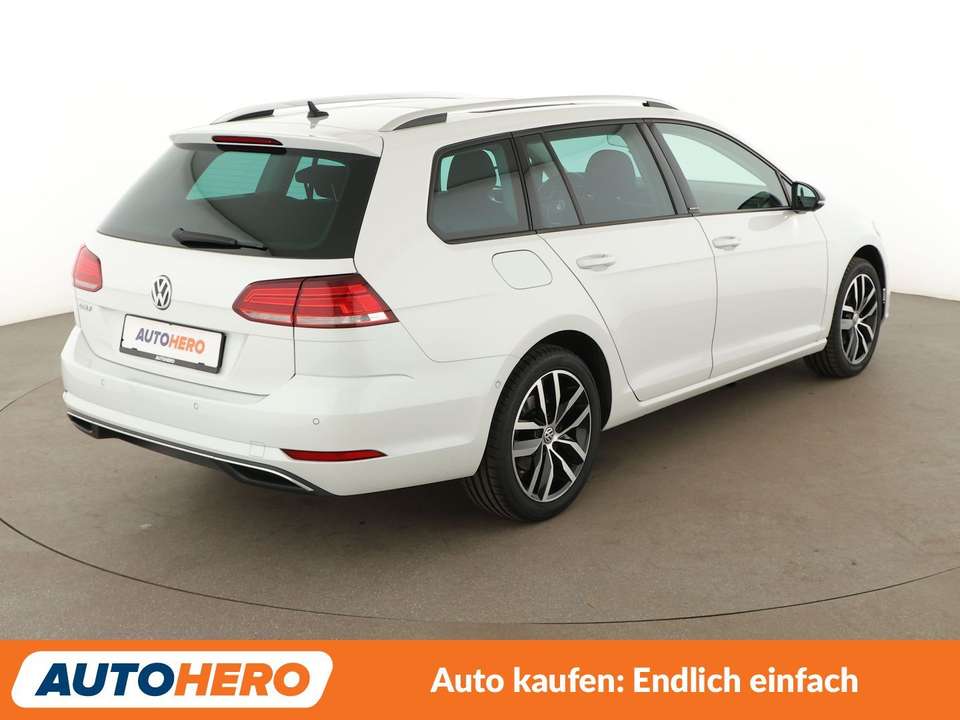 Volkswagen Golf - Imagem 6