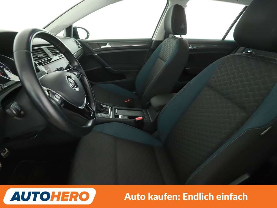 Volkswagen Golf - Imagem 10