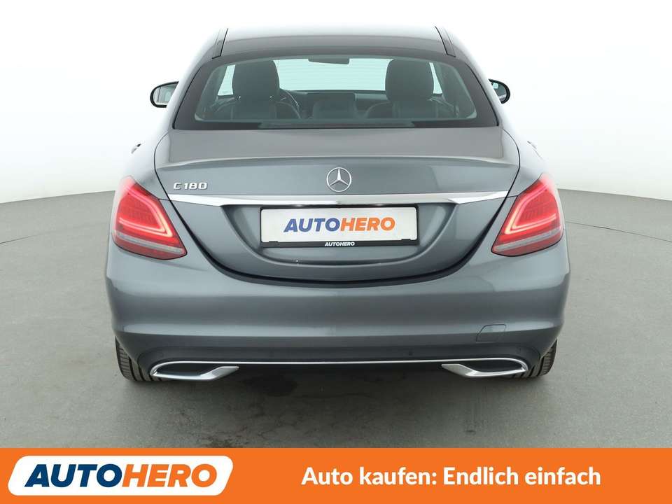 Mercedes-Benz C 180 - Imagem 5