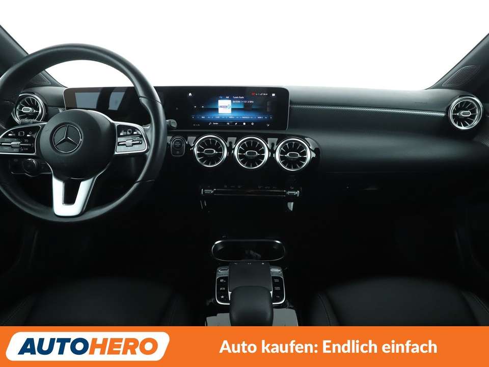Mercedes-Benz A 180 - Imagem 12