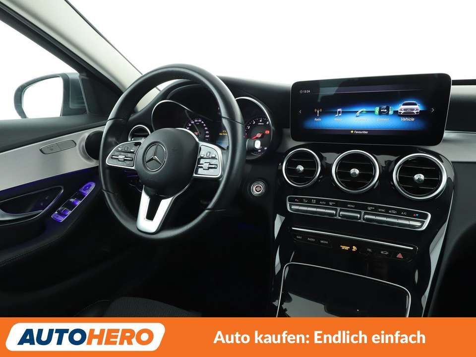 Mercedes-Benz C 180 - Imagem 13